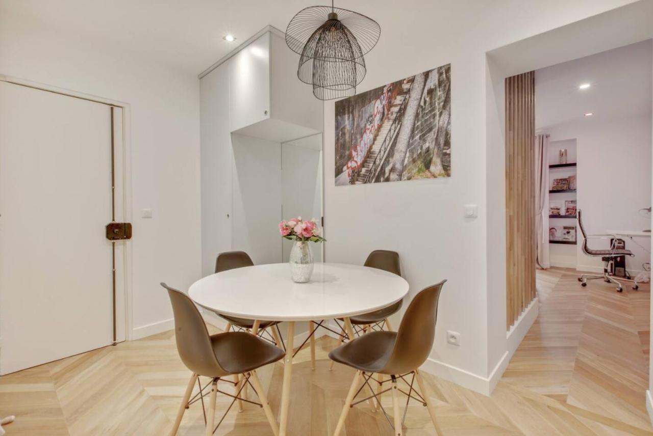 Refurbished Design Flat -near Champs-elysees Parijs